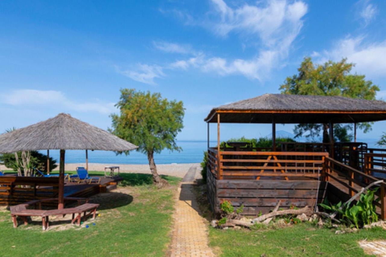 Analipsi Beach Front Villas - Happy Rentals Kastron  ภายนอก รูปภาพ